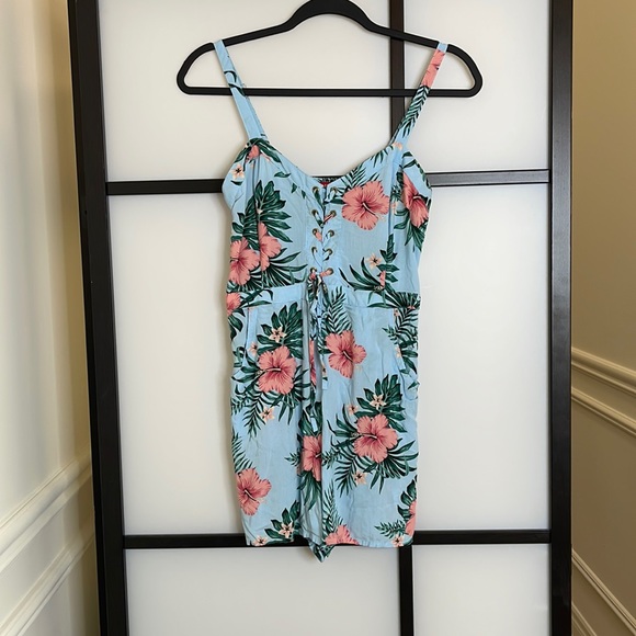 GUESS SUMMER ROMPER - Picture 1 of 2